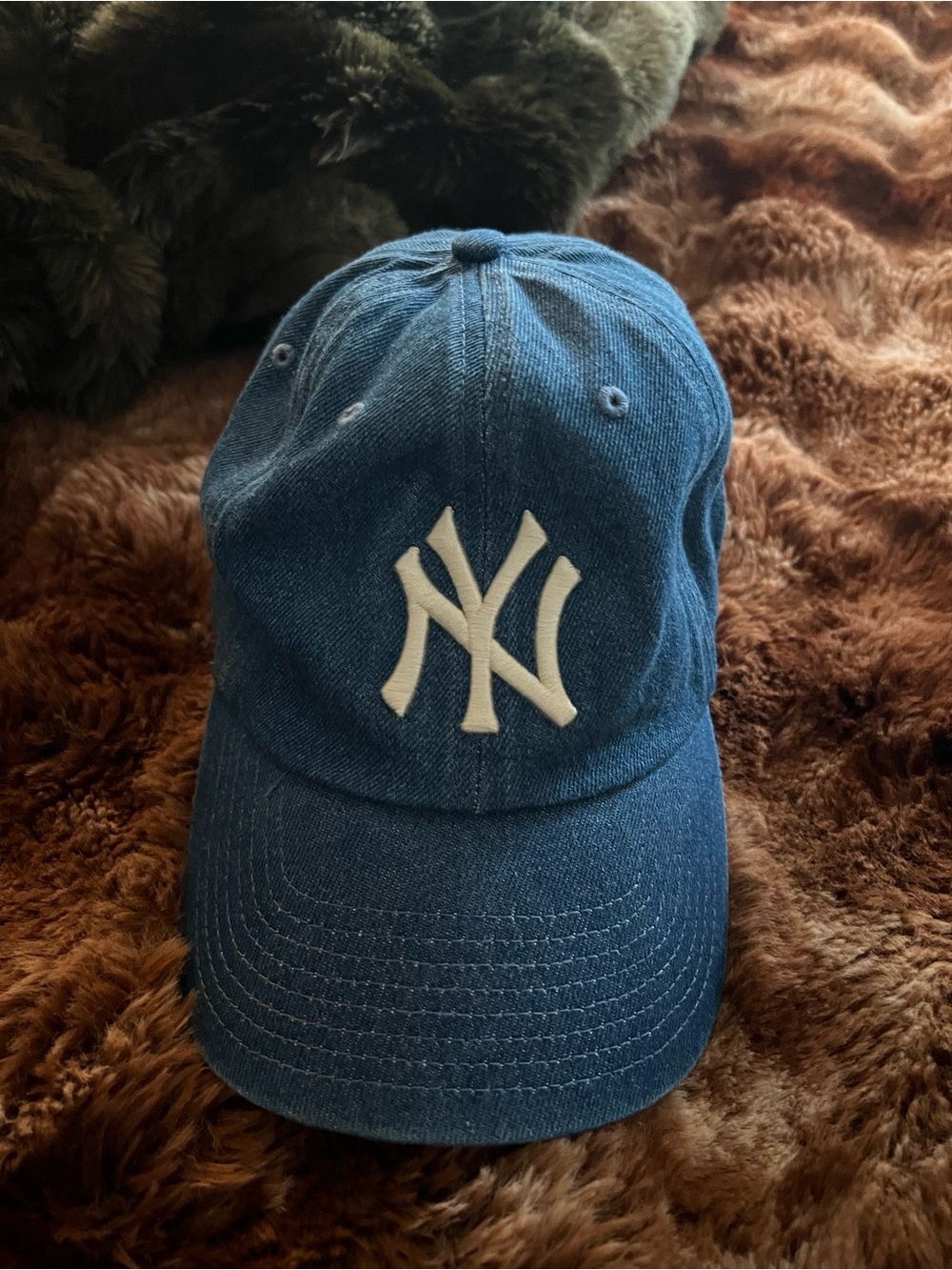 Abercrombie NY Yankees ’47 Clean-Up Hats | Bundle Deal – 2 for $40 or 1 for $25 - Picture 4 of 7